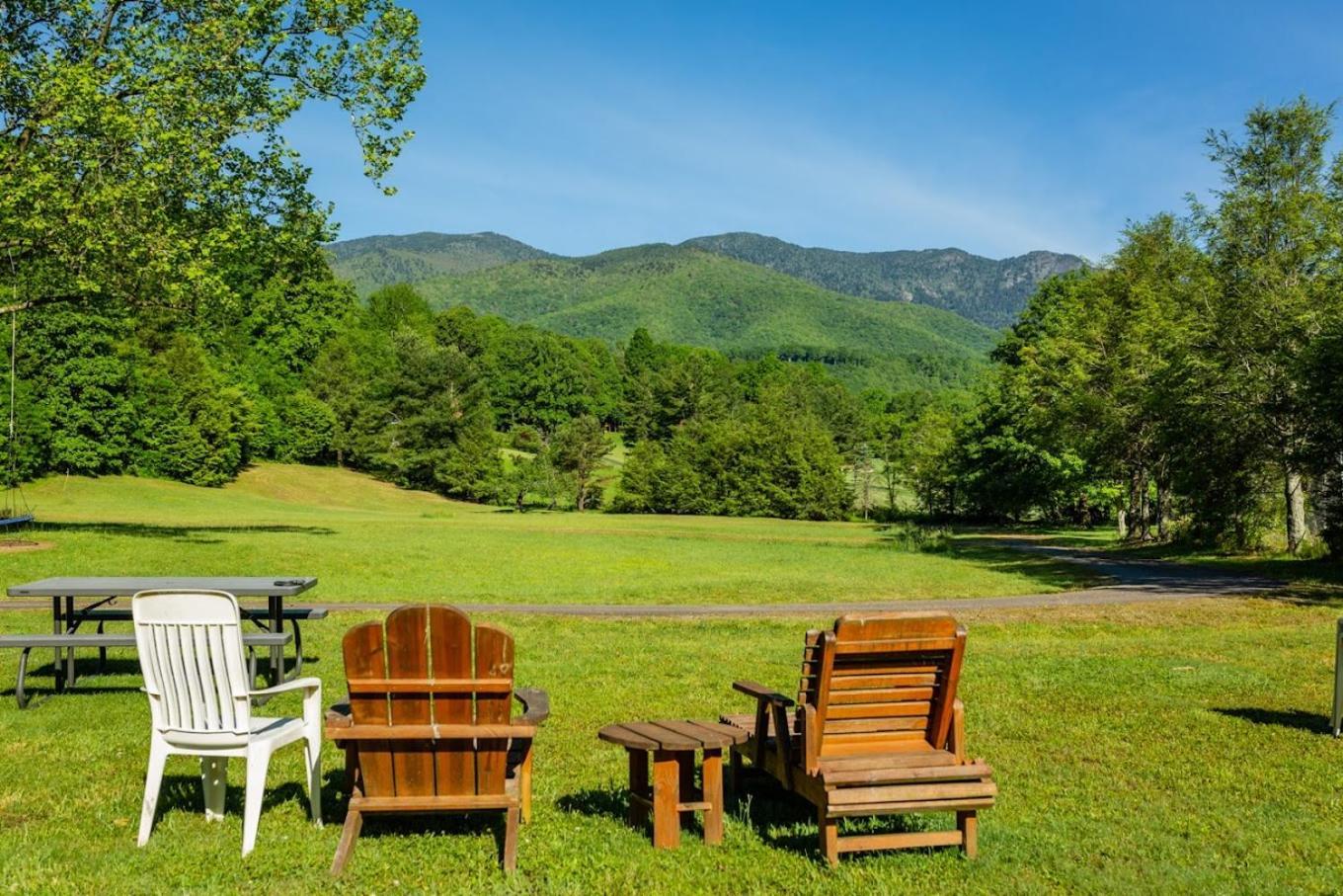 Lodge At Mount Mitchell Busick Exterior photo